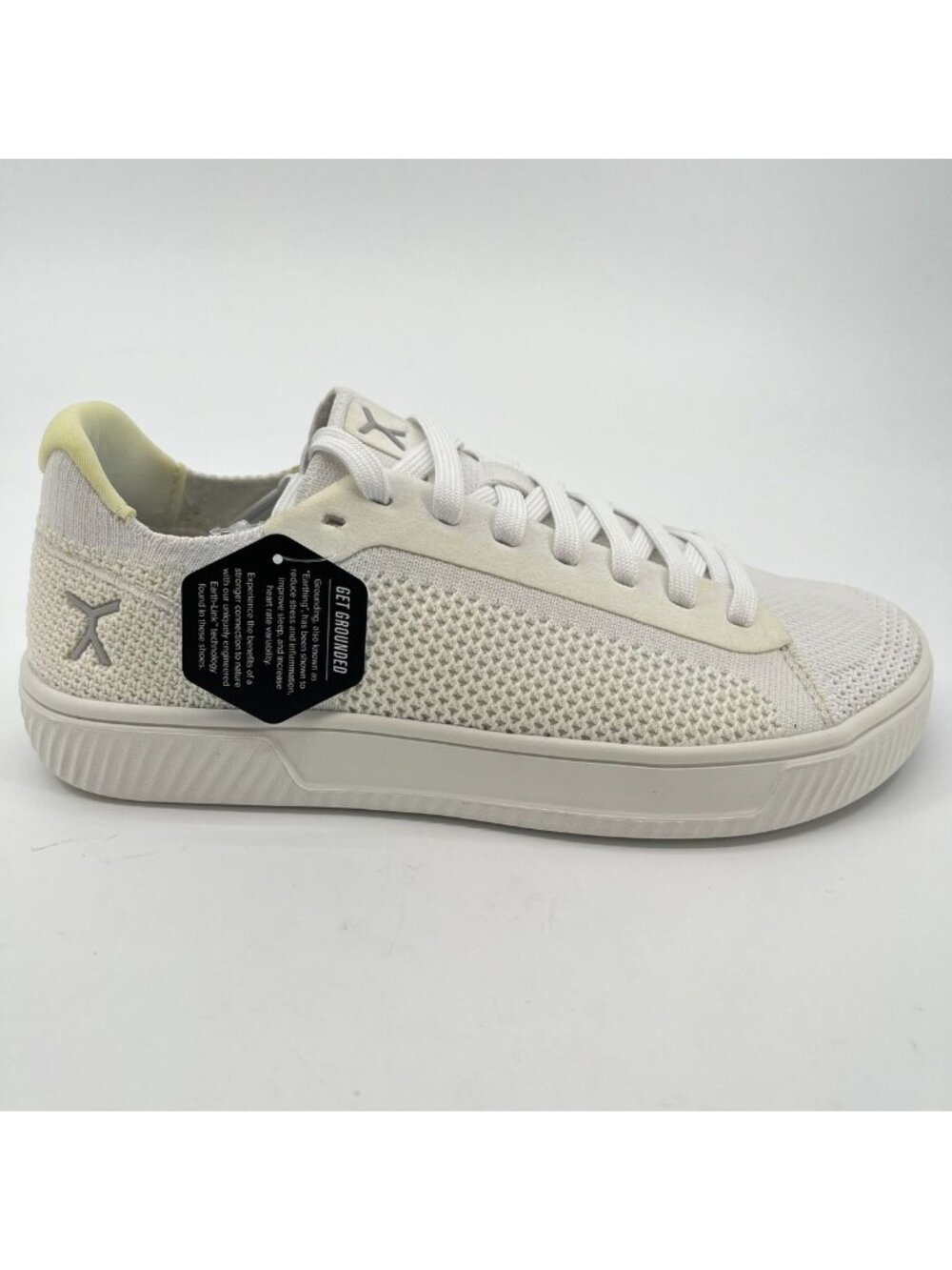 Flux Footwear Adapt Trainer White Womens Size 8.5 Athletic Knit Shoes Sneakers
